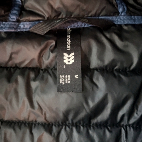 Men's Black Puffer Jacket - Picture 3 of 5